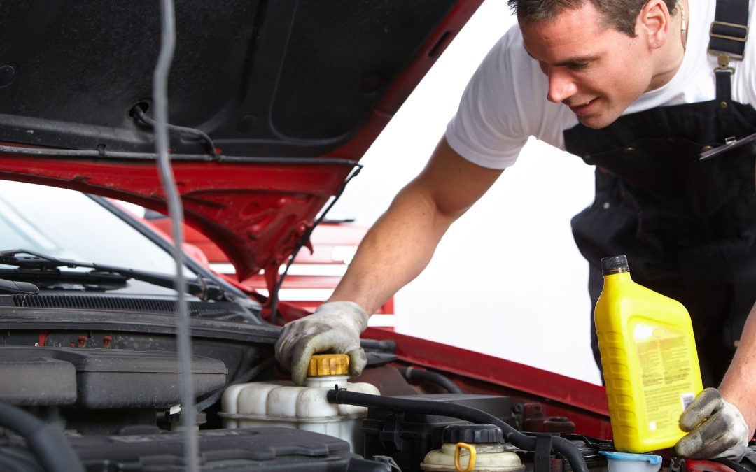 Keeping Your Engine in Peak Condition: Why a Regular Oil Change in San Antonio is Essential for Your Vehicle