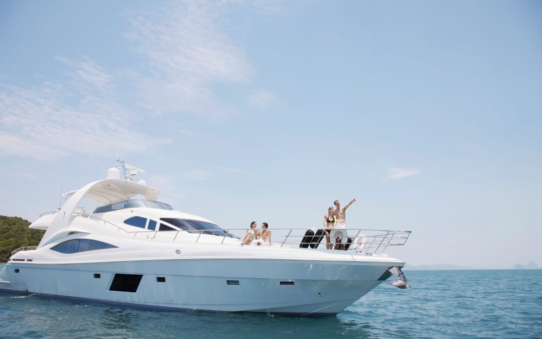 Must-Know Tips for Enjoying the Hydroplane Racing Air Show in Tri-Cities, WA, in Style